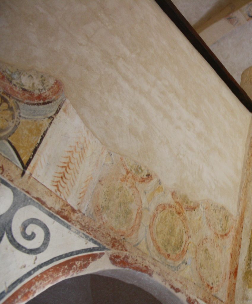 Águilas con alas explayadas (Ermita San Baudelio de Berlanga) Foto Sofía Muñoz