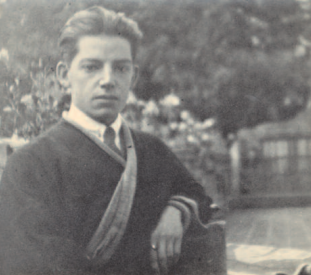 # 357.- Anónimo Joaquín Sorolla García, 1912-1914 (ca.) Gelatina DOP. 83 x 96 mm. Positivo antiguo Tarjeta postal TARJETA POSTAL / UNION POSTAL UNIVERSAL / Correspondencia / ESPAÑA / Dirección impreso en negro (reverso del positivo) N.º Inv. 80608 Fotografía realizada en la terraza de la Casa Sorolla foto extraida del catálogo LA COLECCIÓN DE FOTOGRAFÍA ANTIGUA DEL MUSEO SOROLLA